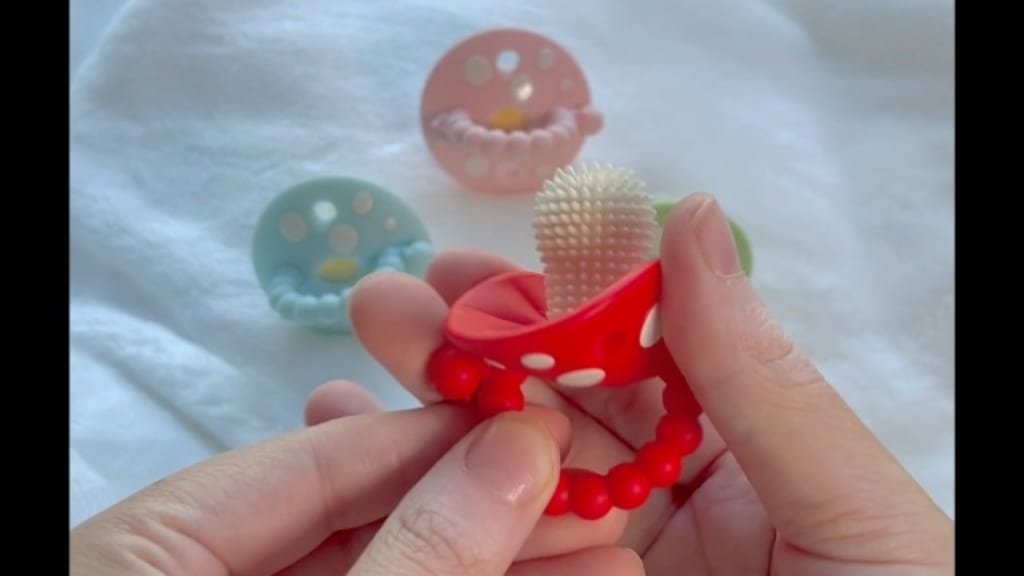 Docee's Teething Pacifier